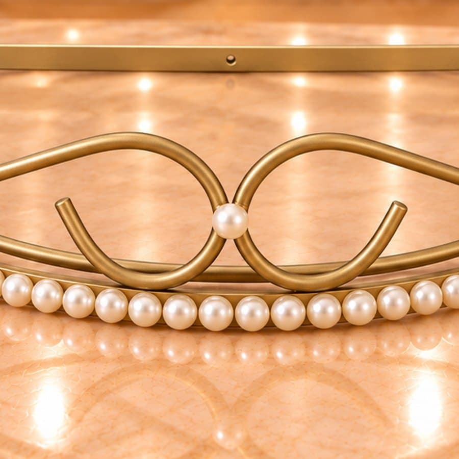 Dossel de Parede para Berço Arabesco Fino de Pérolas Dourado — imagem 3
