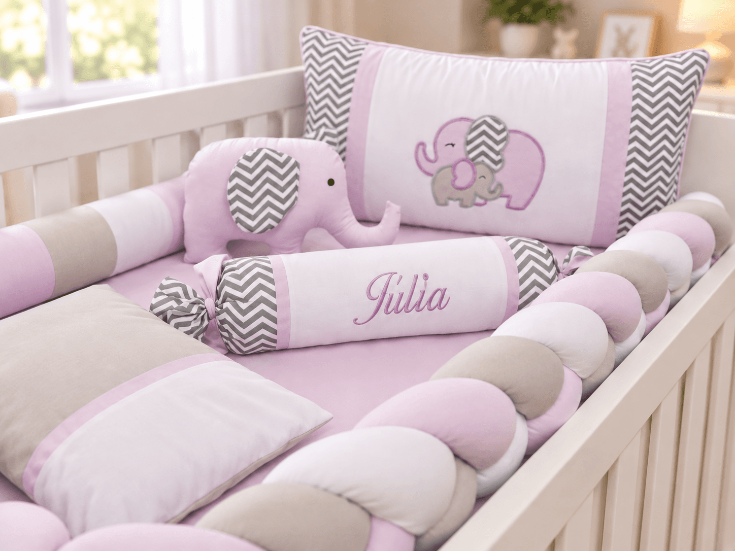 Kit Berço Trança Menina Elefantinho 6 Peças Personalizado com Nome 100% Algodão Lilás, Cinza e Branco — imagem 2