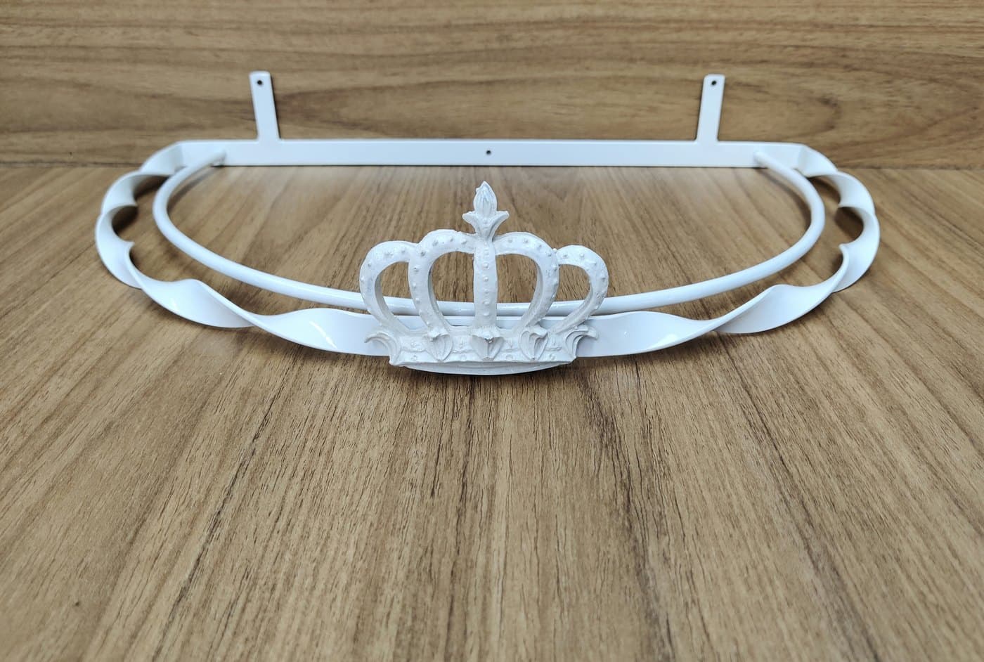 Dossel de Parede para Berço Torcido Branco com Coroa — imagem 2