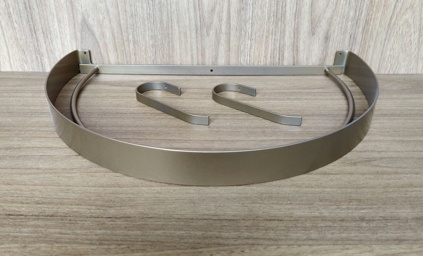 Dossel de Parede para Berço Liso Largo Dourado com Abraçadeiras — imagem 2