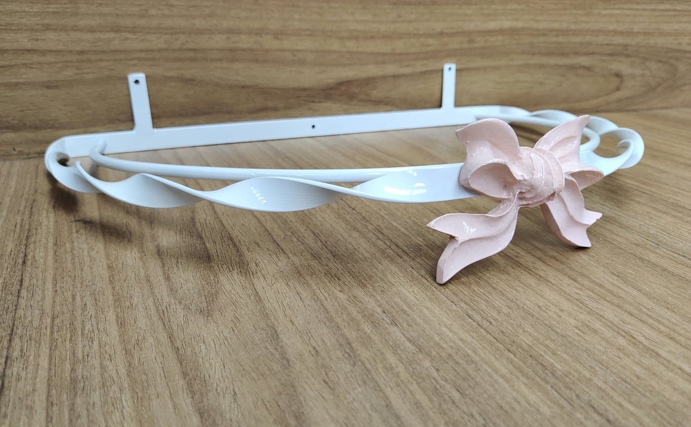 Dossel de Parede para Berço Torcido Branco com Laço — imagem 3