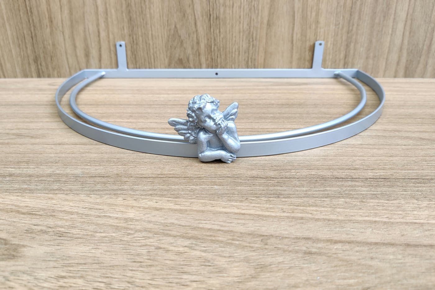 Dossel de Parede para Berço Liso Fino Prata com Anjinho — imagem 2