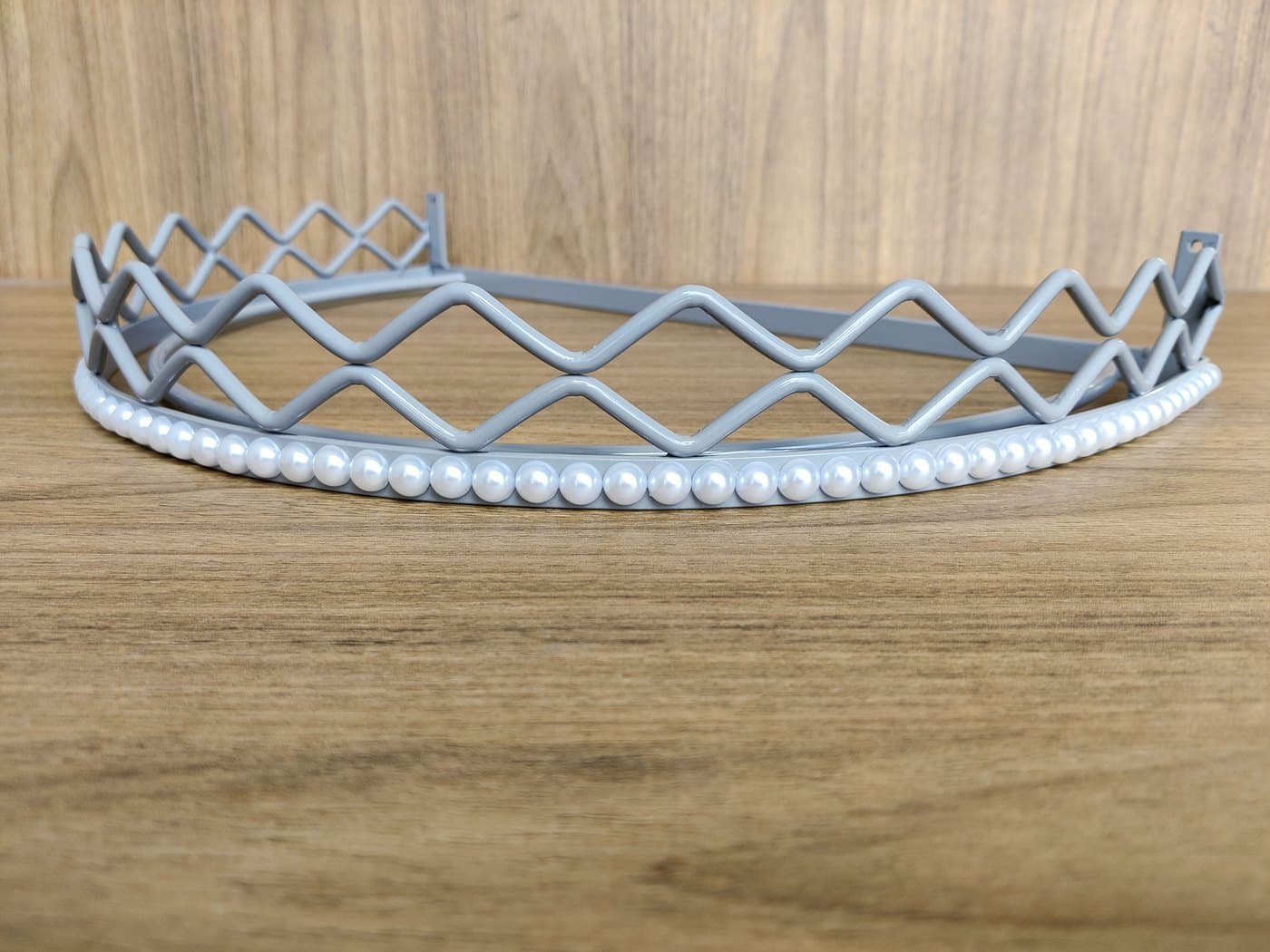Dossel de Parede para Berço Ondulado Base Pérolas Prata — imagem 3
