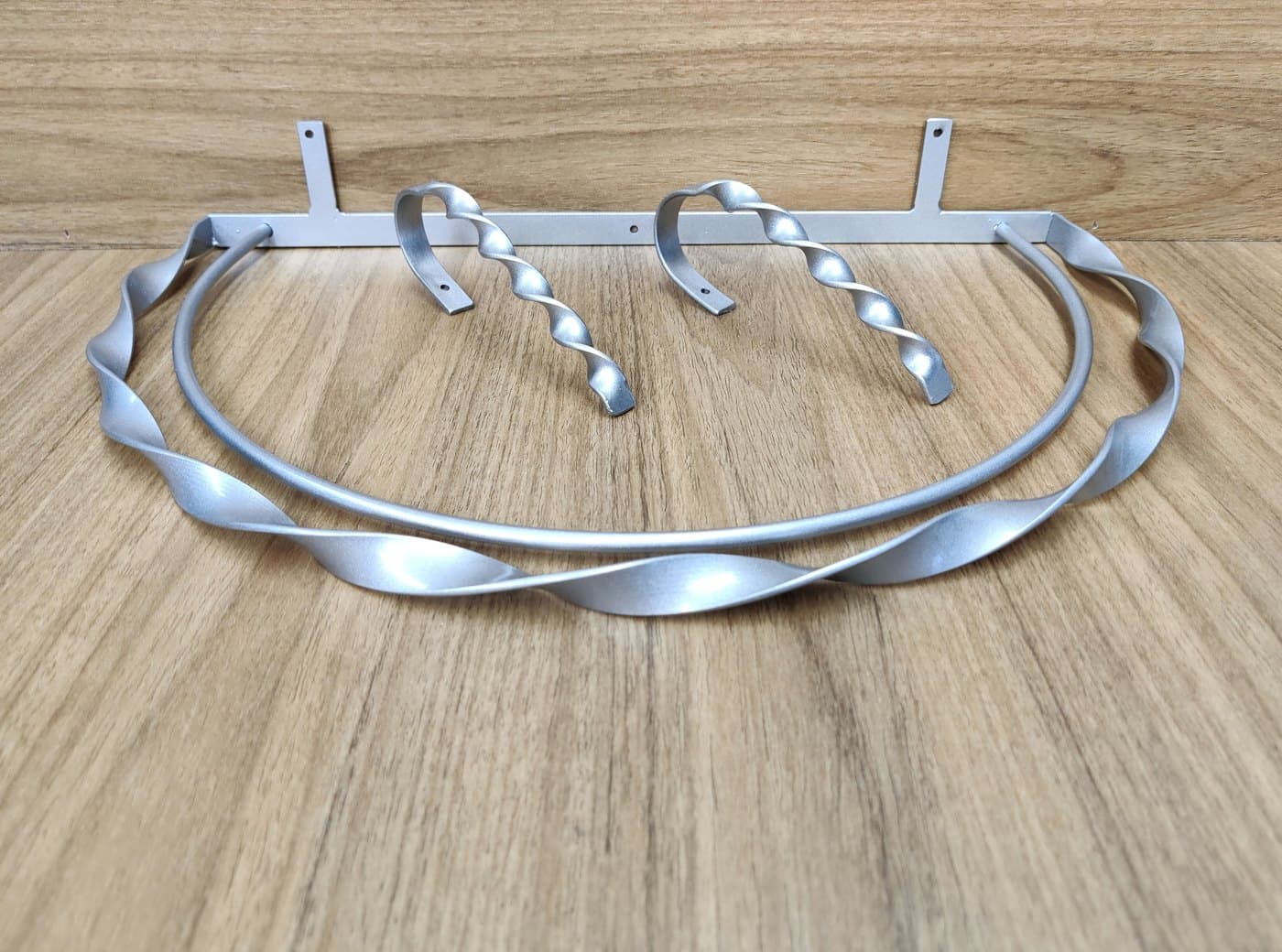 Dossel de Parede para Berço Torcido Prata com Abraçadeiras — imagem 3