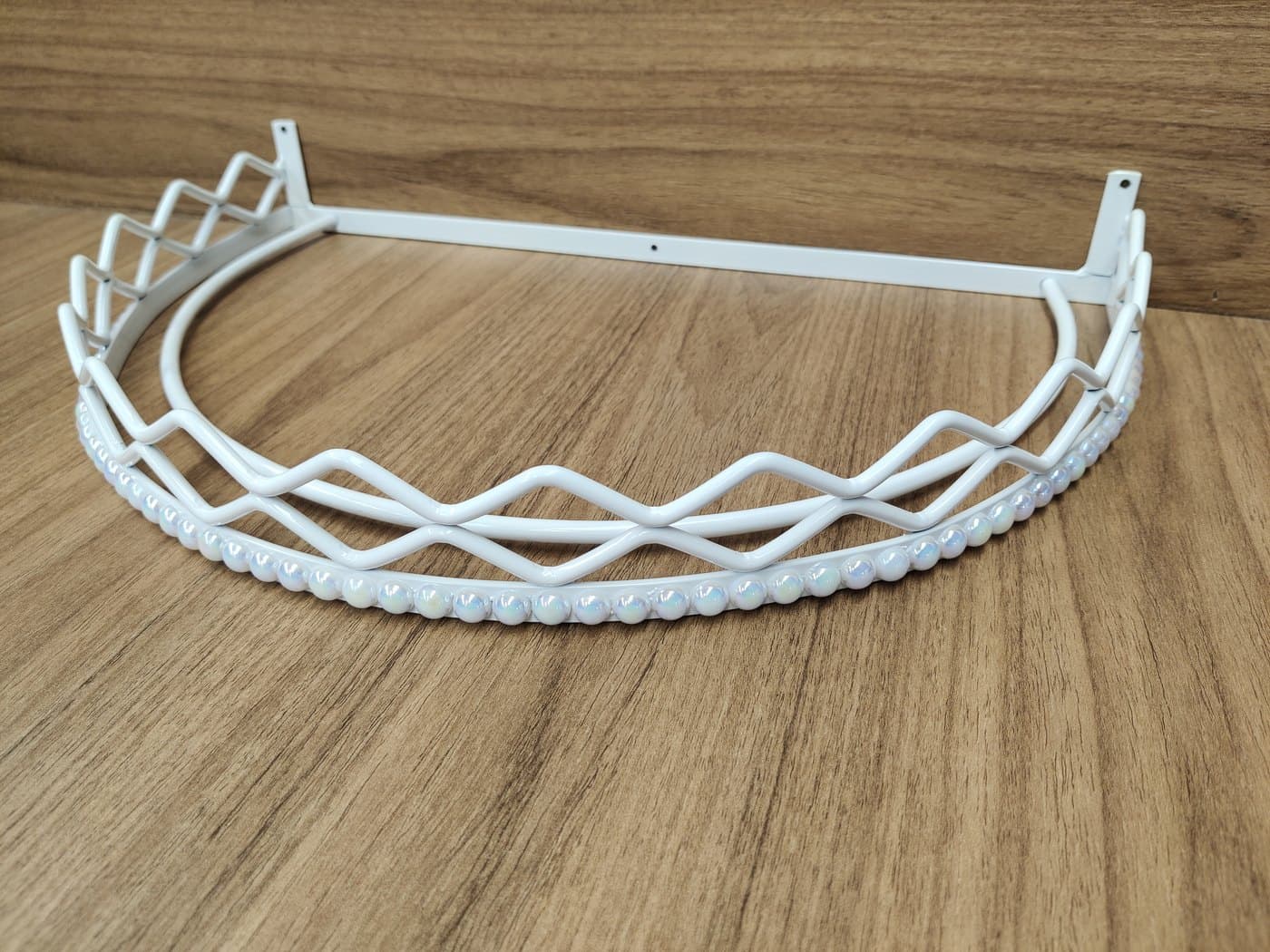Dossel de Parede para Berço Ondulado Base Lisa Pérolas Branco — imagem 3