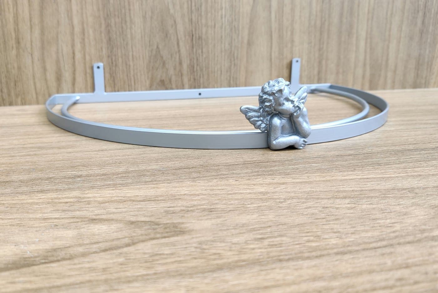 Dossel de Parede para Berço Liso Fino Prata com Anjinho — imagem 3