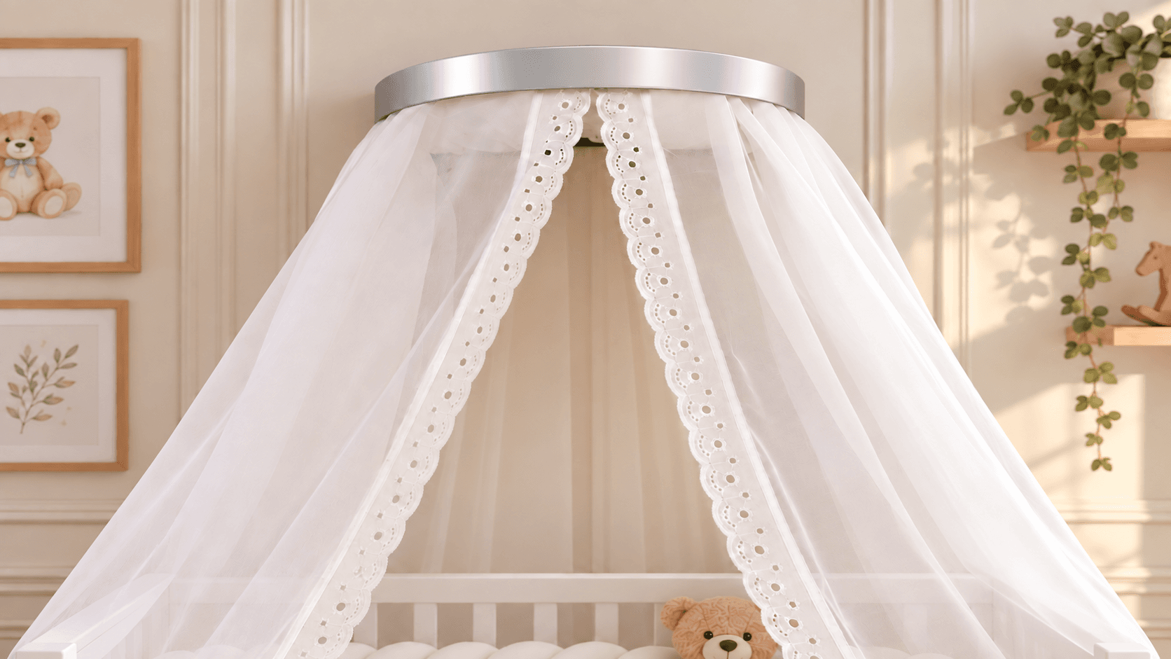 Dossel de Parede Prata com Cortinado Voil Palha e Renda