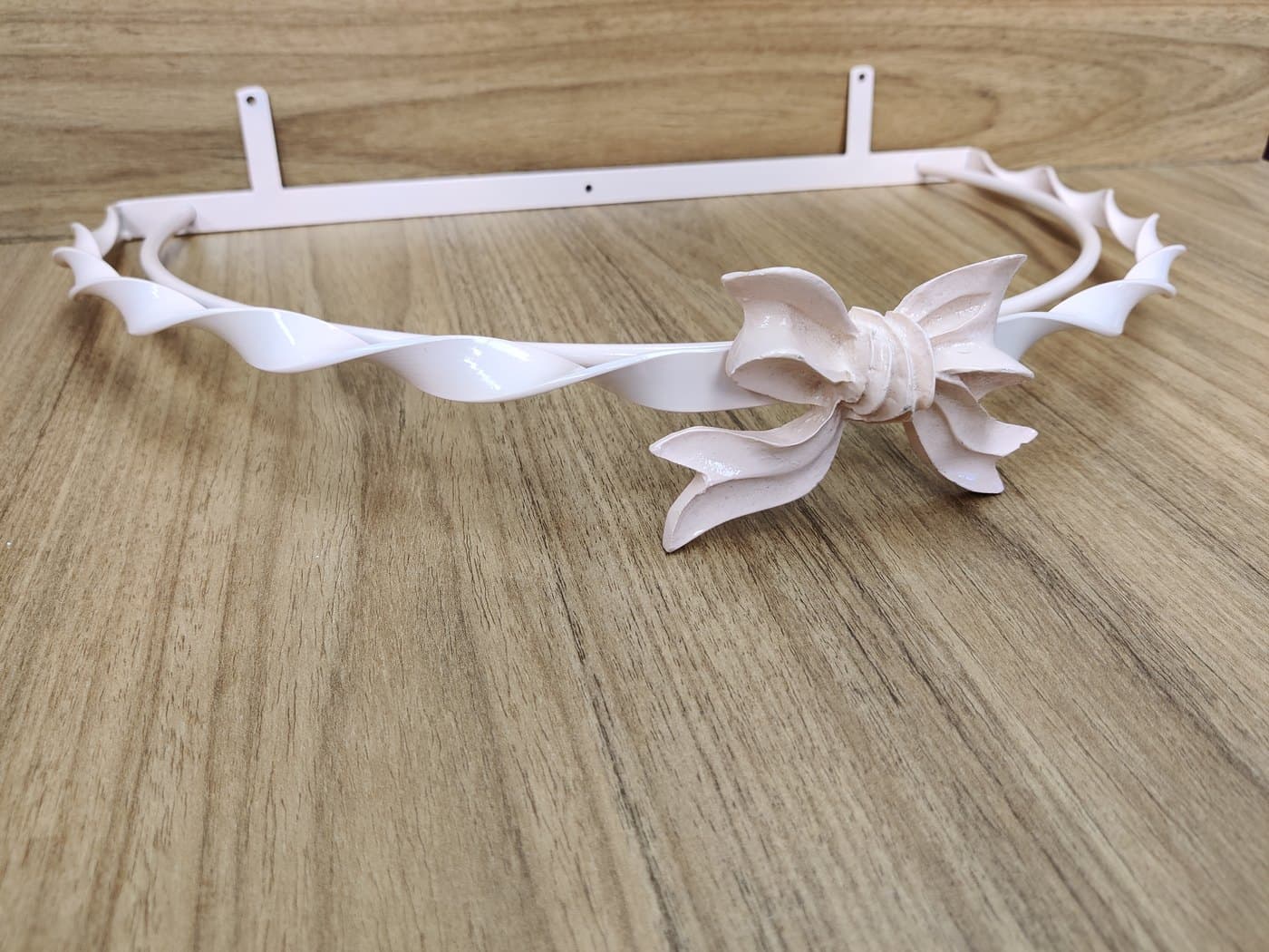Dossel de Parede para Berço Torcido Rosa com Laço — imagem 2