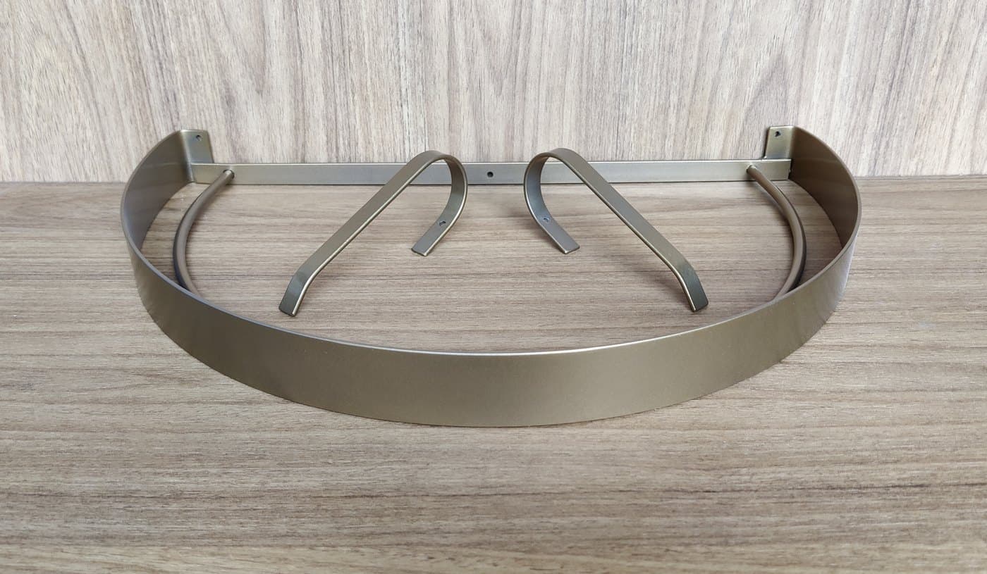 Dossel de Parede para Berço Liso Largo Dourado com Abraçadeiras — imagem 3