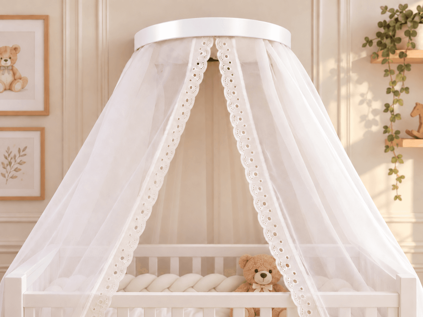 Dossel de Parede Branco com Cortinado Voil Palha e Renda