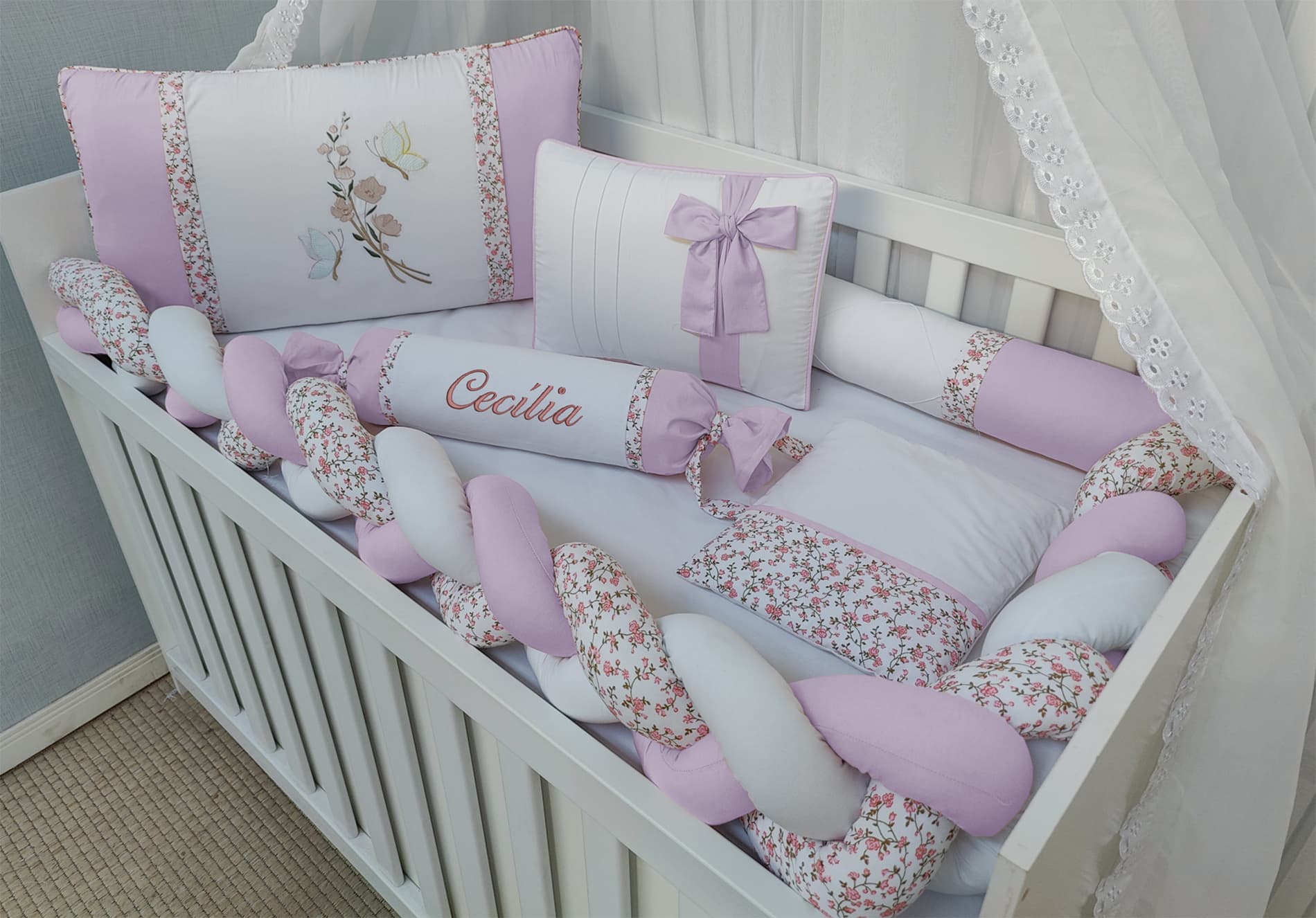 Kit Protetor de Berço Trança Personalizado Floral Lilás 100% Algodão — imagem 3