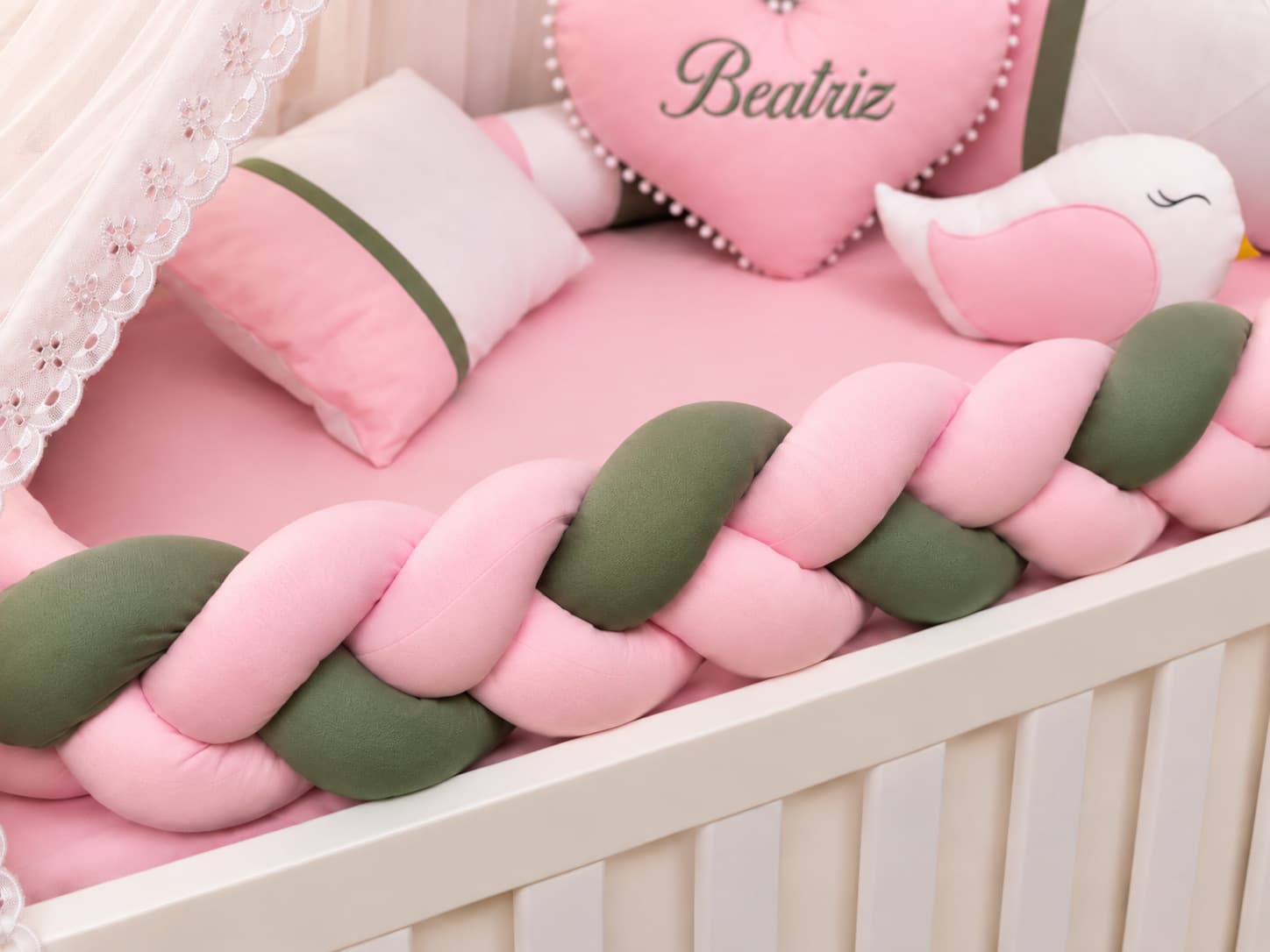 Kit Berço Trança Menina Rosa — detalhe 1