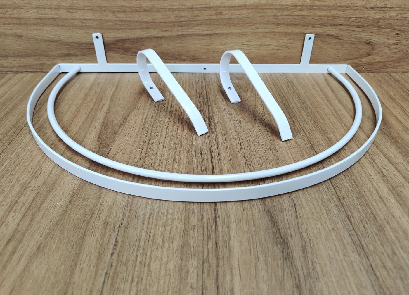 Dossel de Parede para Berço Liso Fino Branco com Abraçadeiras — imagem 2