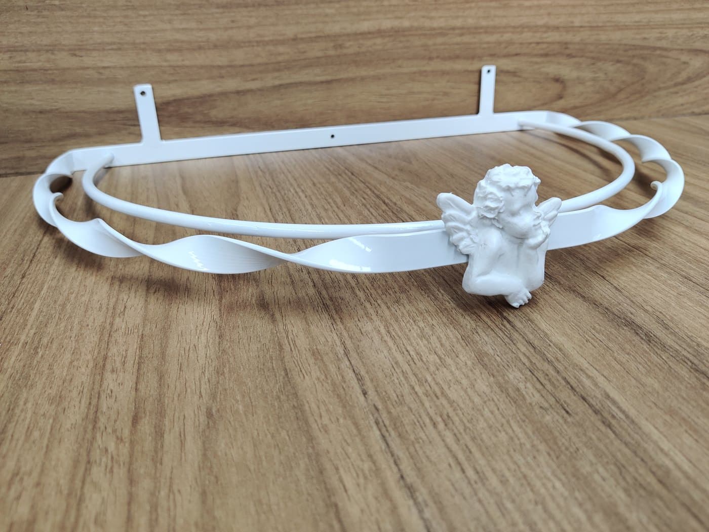 Dossel de Parede para Berço Torcido Branco com Anjinho — imagem 2