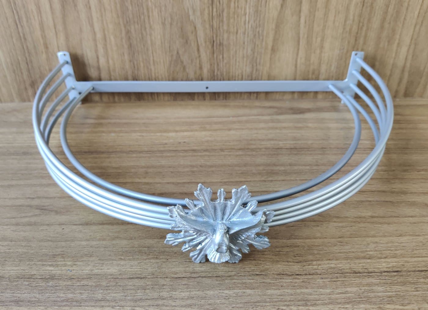 Dossel de Parede para Berço Aliança Prata com Espírito Santo — imagem 3