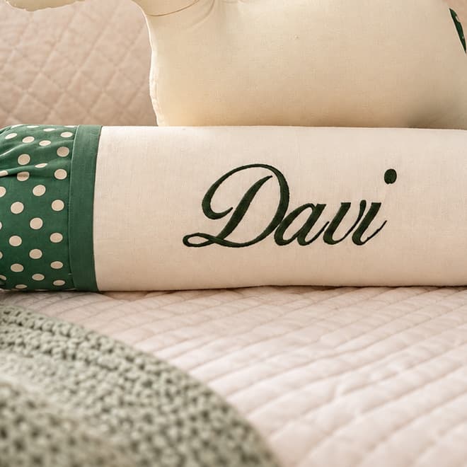 Kit Dinossauro e Rolinho Bala - Palha com Poá Verde (detalhe do bordado)