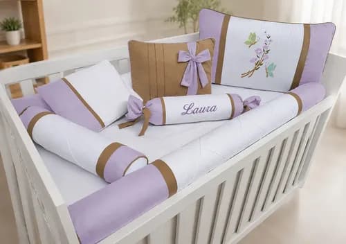Kit Berço Menina Borboletas 7 Peças 100% Algodão Lilás e Ocre